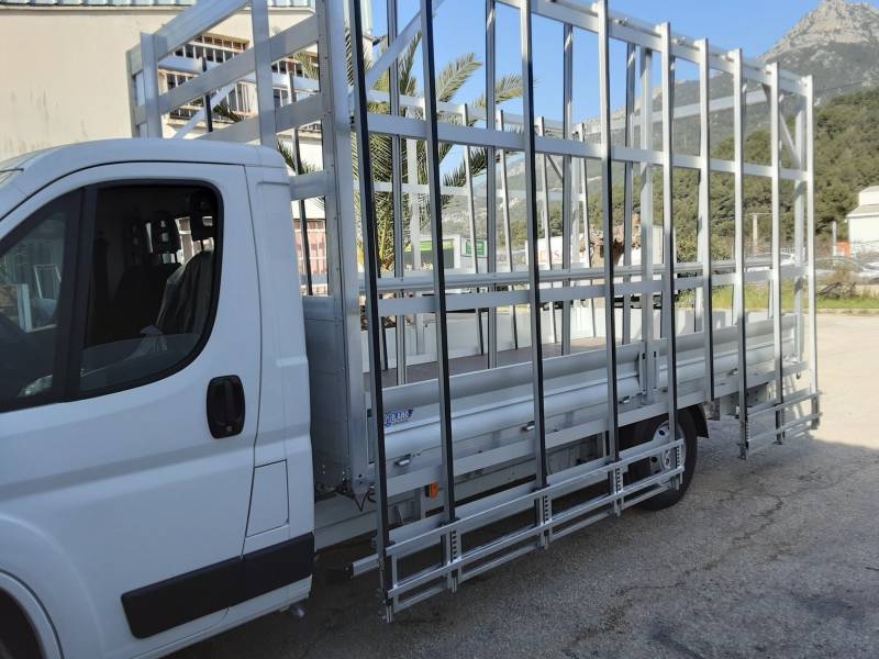 Fabrication carrosserie industrielle pour VEHICULE PEUGEOT BOXER L4 près de Brignoles Var